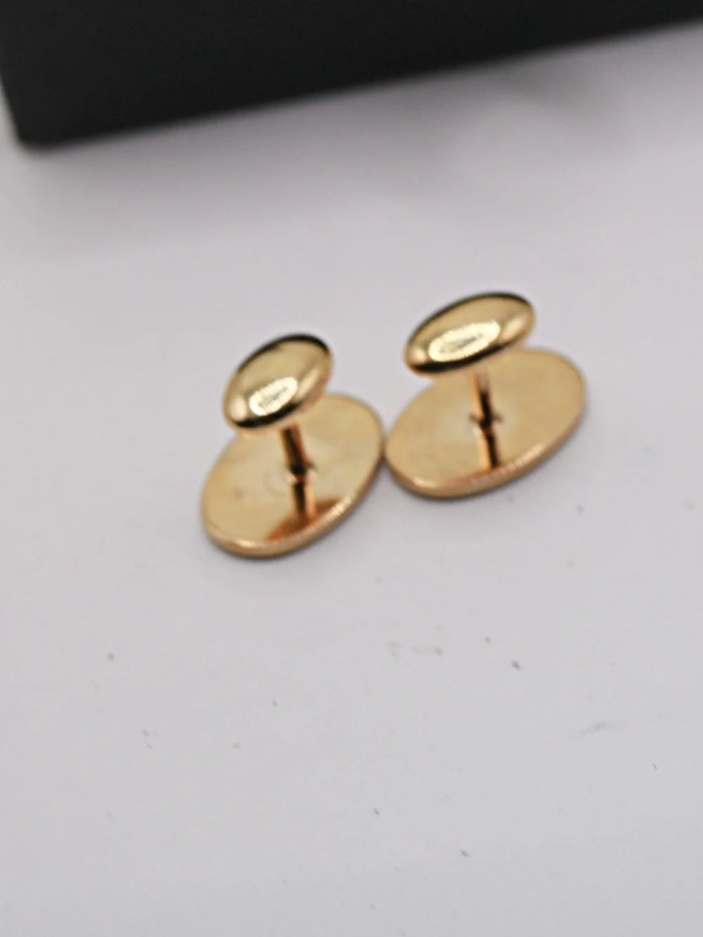Simple Oval Design Gold Tone Quality Vintage Cuff Links plain